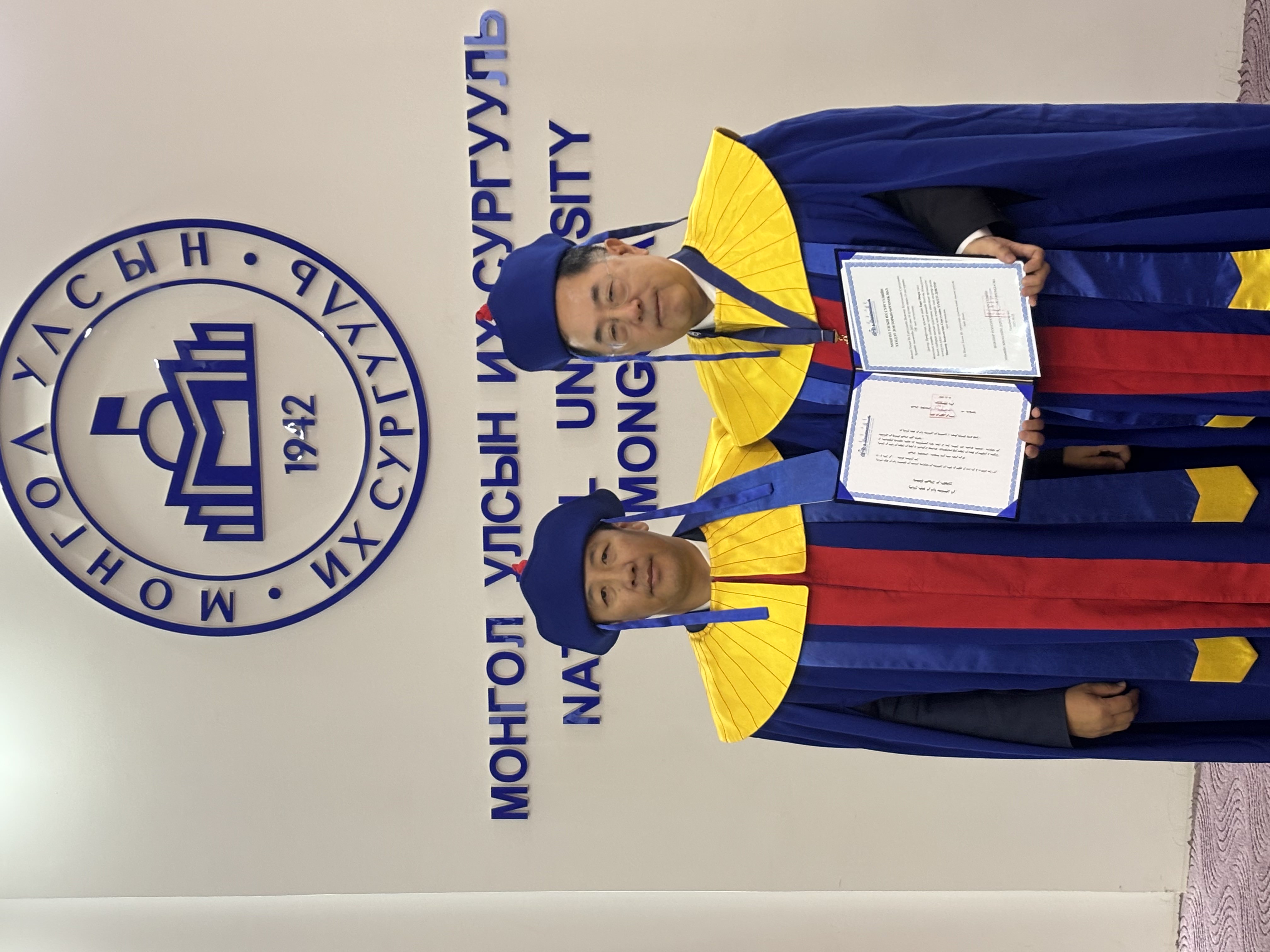 Япон улсын Токиогийн Шинжлэх Ухааны Институтын профессор Тору Обарад“Хүндэт доктор” цол хүртээлээ.