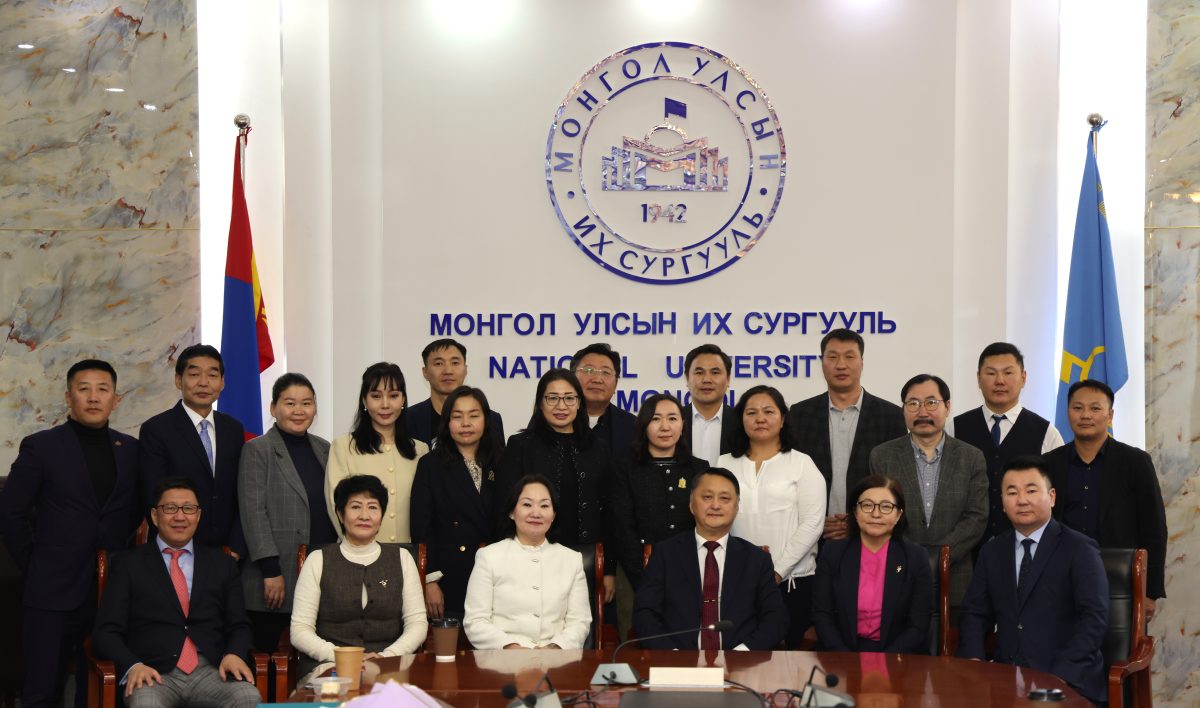 “МУИС – Эрдэм шинжилгээ, инновац 2025” шагнал гардуулах ёслолын ажиллагаа зохион байгуулагдлаа.